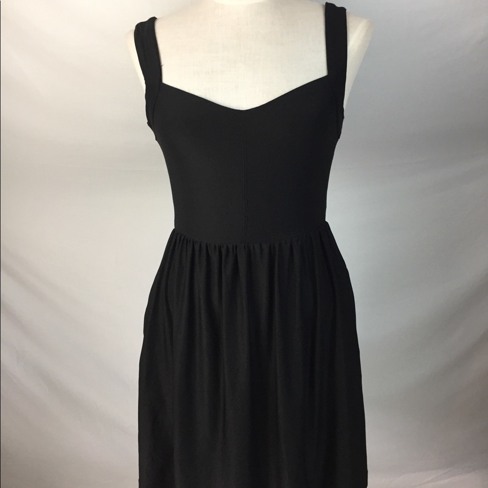 Little black dress with pockets!